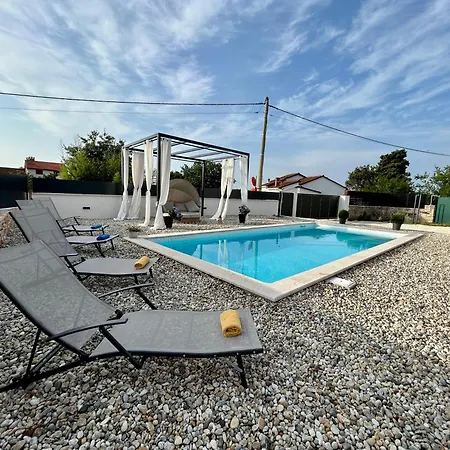 Exclusively New Holiday House With A Private Pool Ferienhaus *