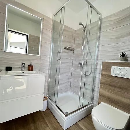 Exclusively New Holiday House With A Private Pool Casa de Férias *