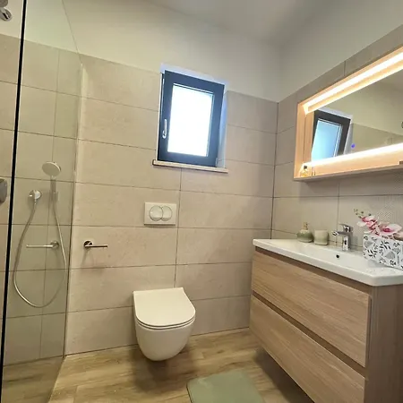 Exclusively New Holiday House With A Private Pool Casa de Férias